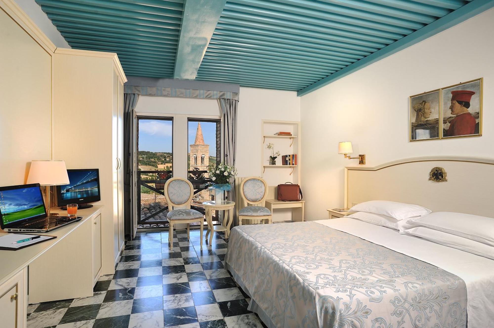 Albergo Hotel Raffaello Urbino Exterior foto