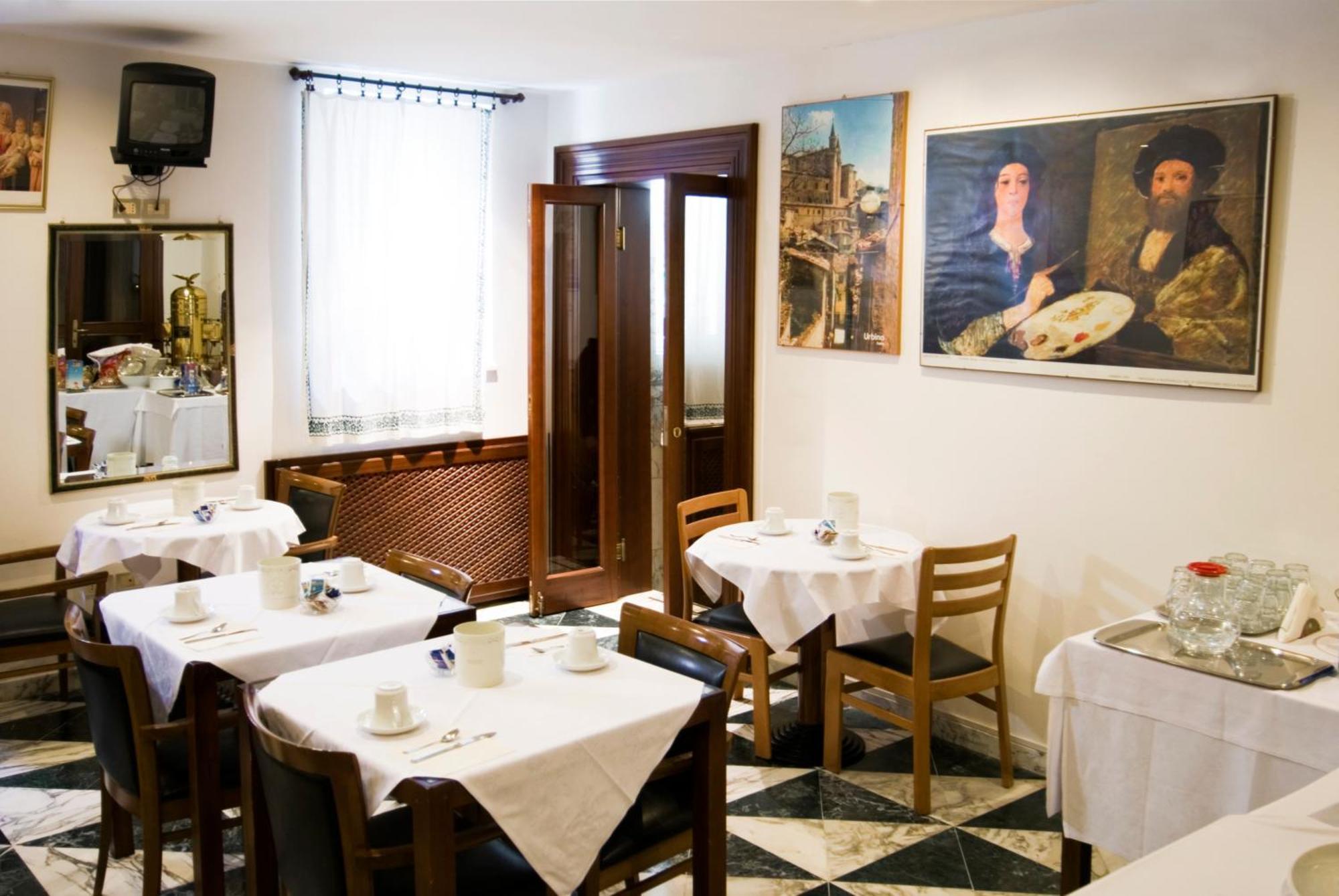 Albergo Hotel Raffaello Urbino Exterior foto