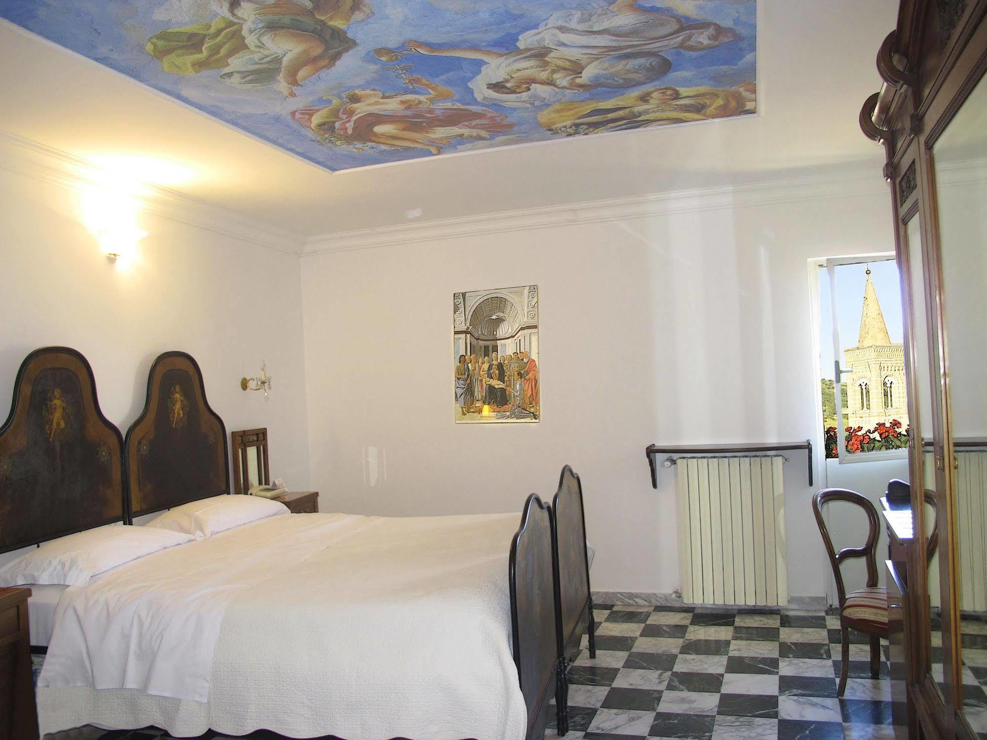 Albergo Hotel Raffaello Urbino Exterior foto